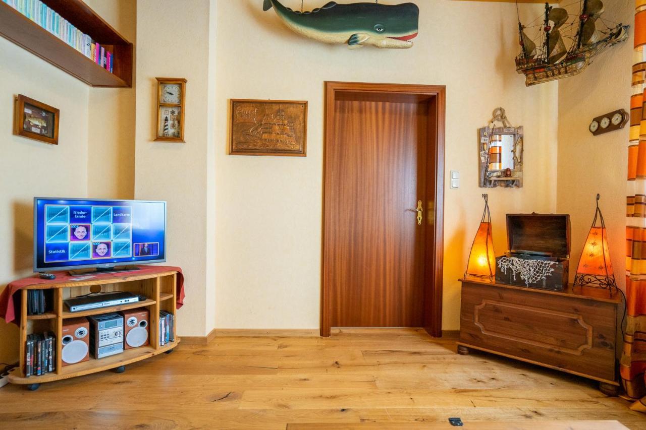 Godewind Haus Wattwurm Apartment Busum Ngoại thất bức ảnh